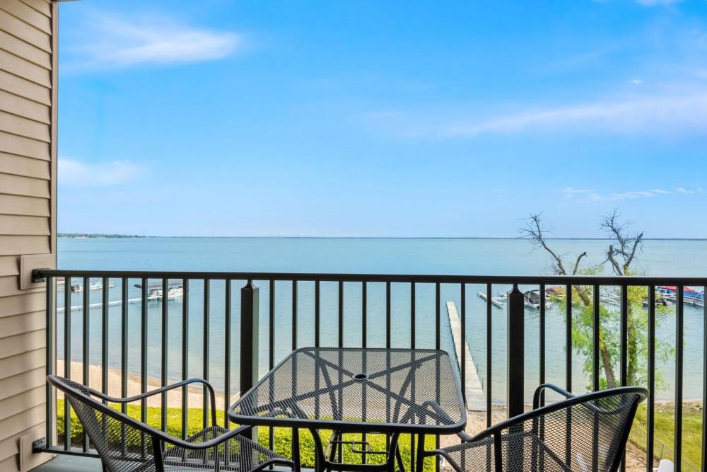Two Queen Beds with Private Lake View Balcony interior